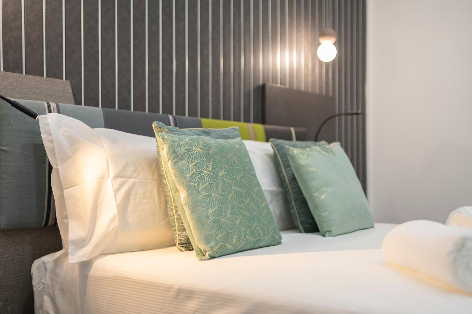 Trastevere Luxury Rooms Rom Exterior foto